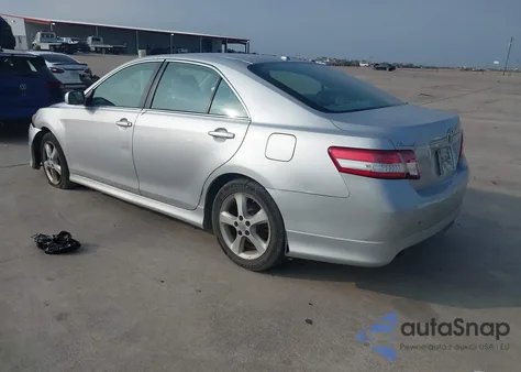 2011 Toyota Camry Se z USA, uszkodzony, nr VIN 4T1BF3EK5BU712854